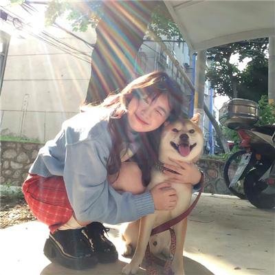 乡村守望的女人